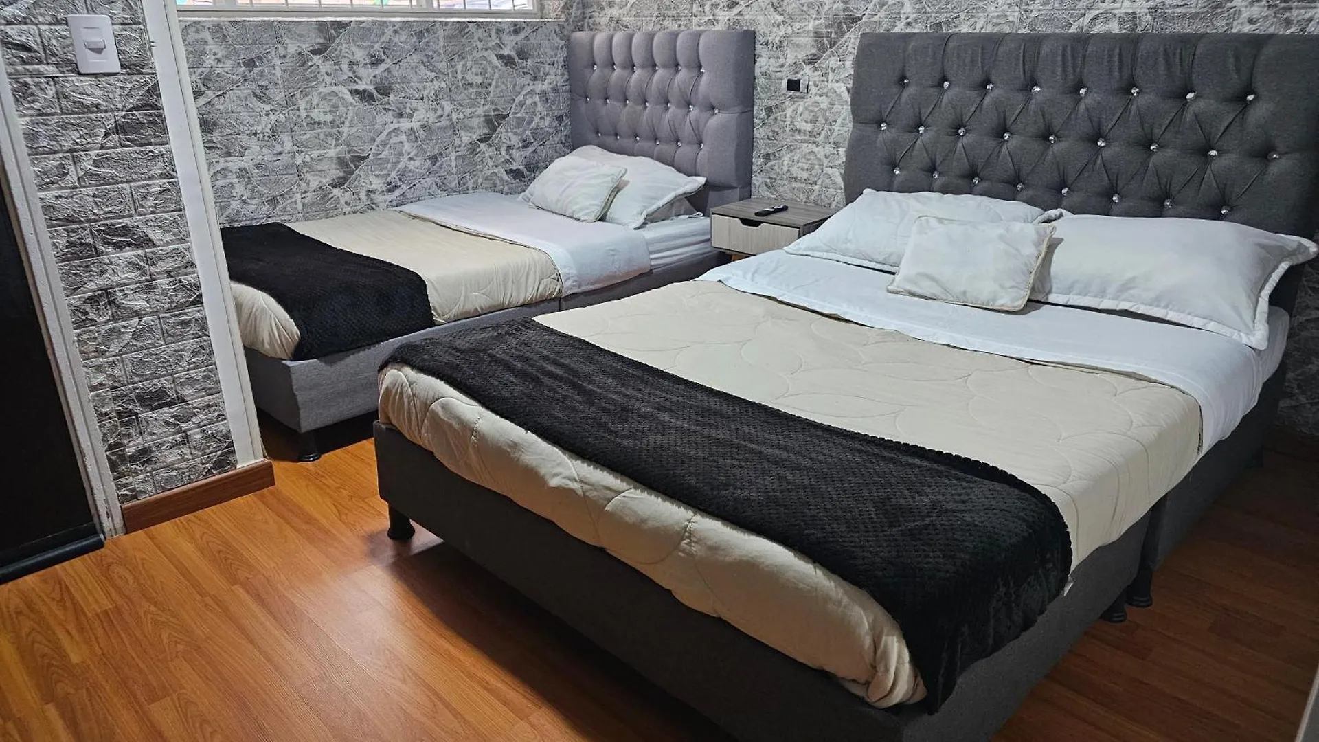 Colisseum Roma - El Cubo Movistar Campin Bed & Breakfast Bogota