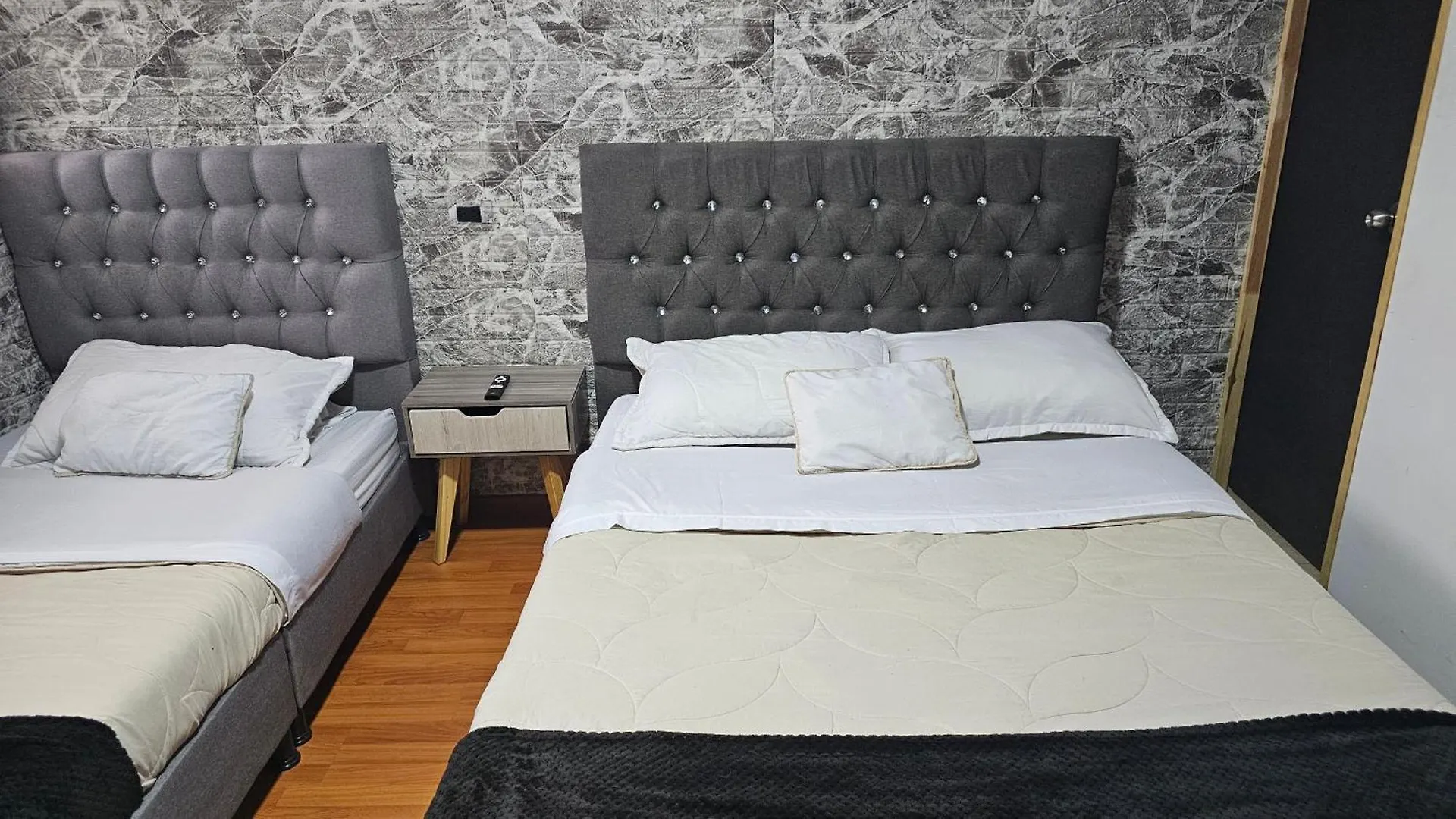 Colisseum Roma - El Cubo Movistar Campin Bed & Breakfast Bogota 0*,